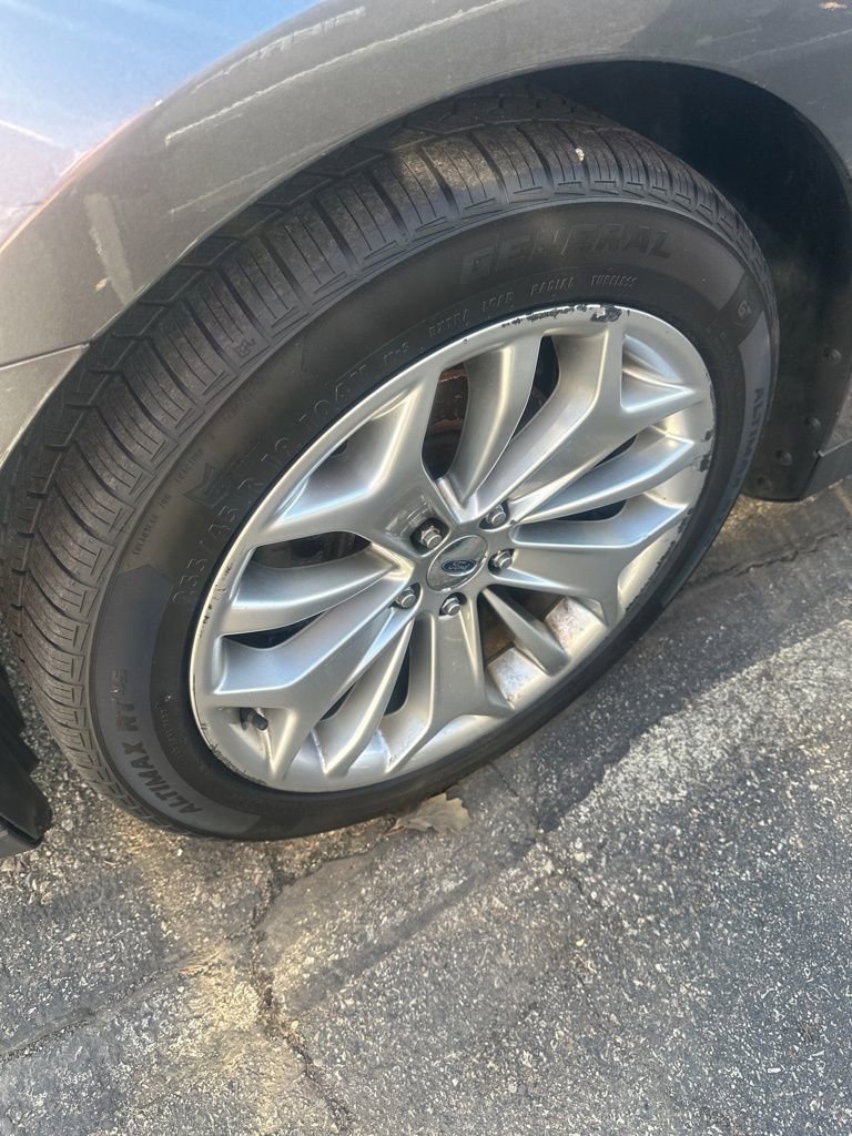 Used 2014 Ford Taurus Limited image 5