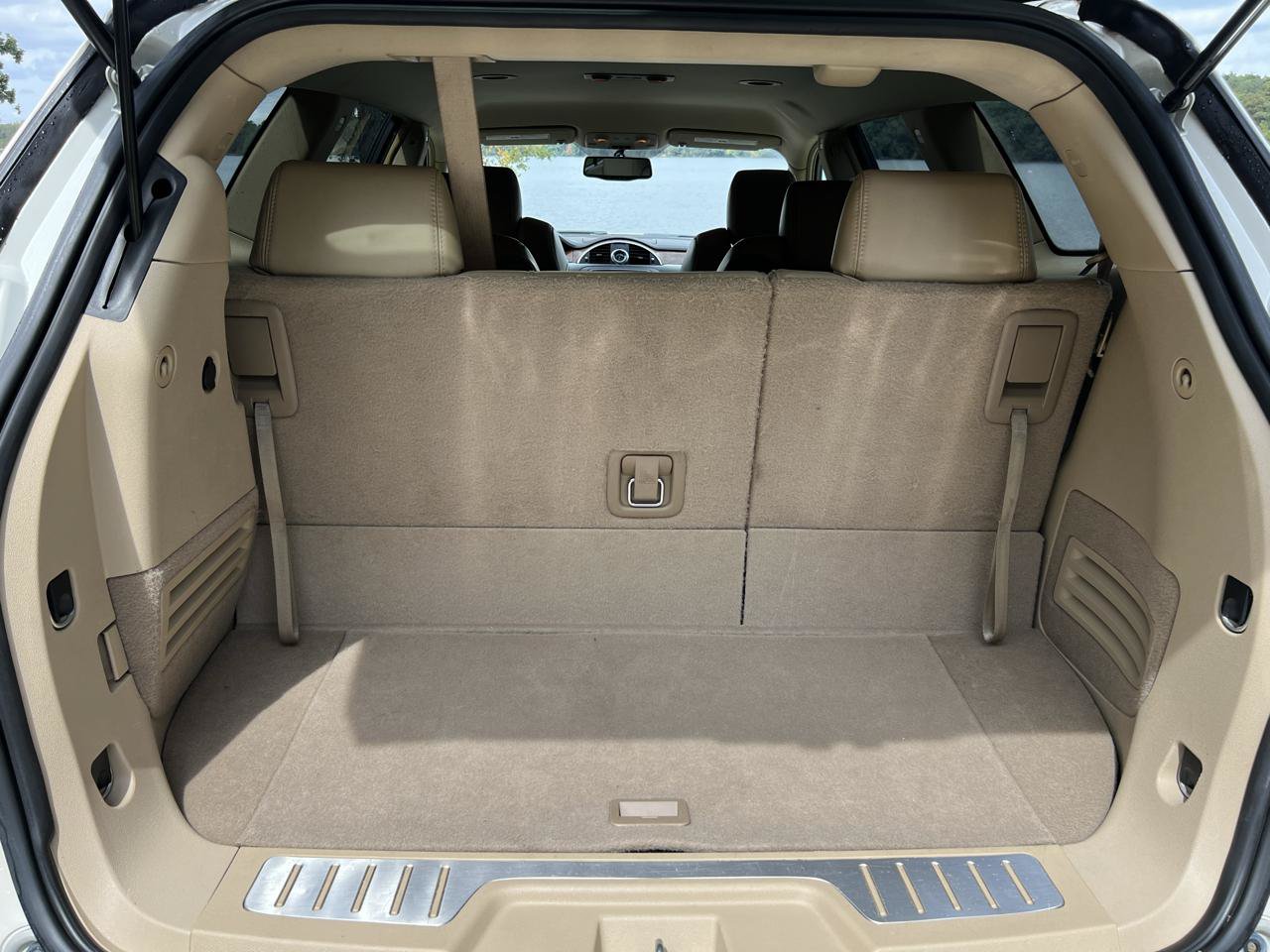 Used 2009 Buick Enclave CXL w/ Driver Confidence Package FWD image 34