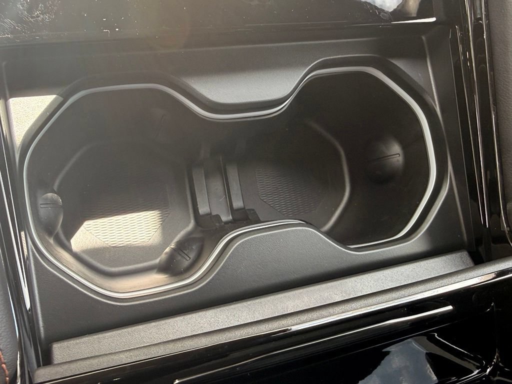 New 2026 Jeep Grand Cherokee Summit AWD/4WD image 16
