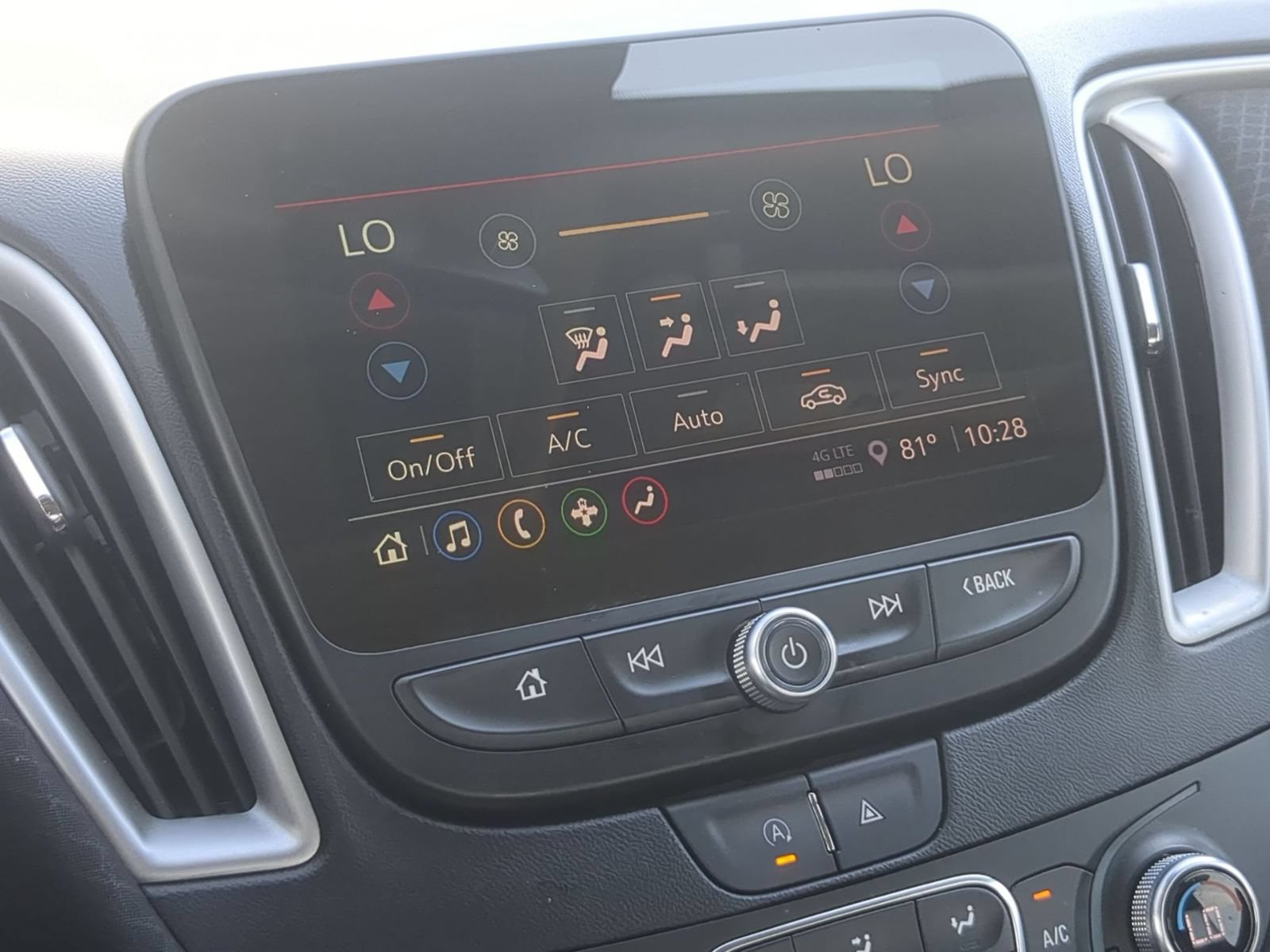 Used 2024 Chevrolet Malibu LT FWD image 24