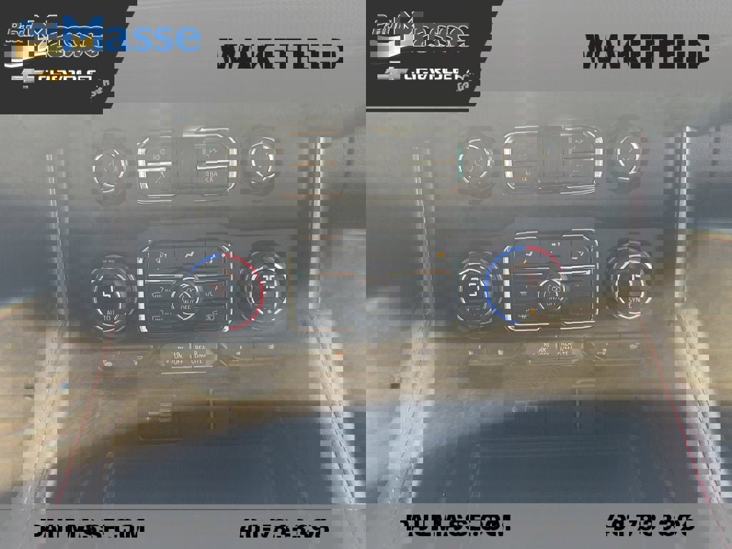 Used 2022 Chevrolet Suburban RST w/ Luxury Package image 15