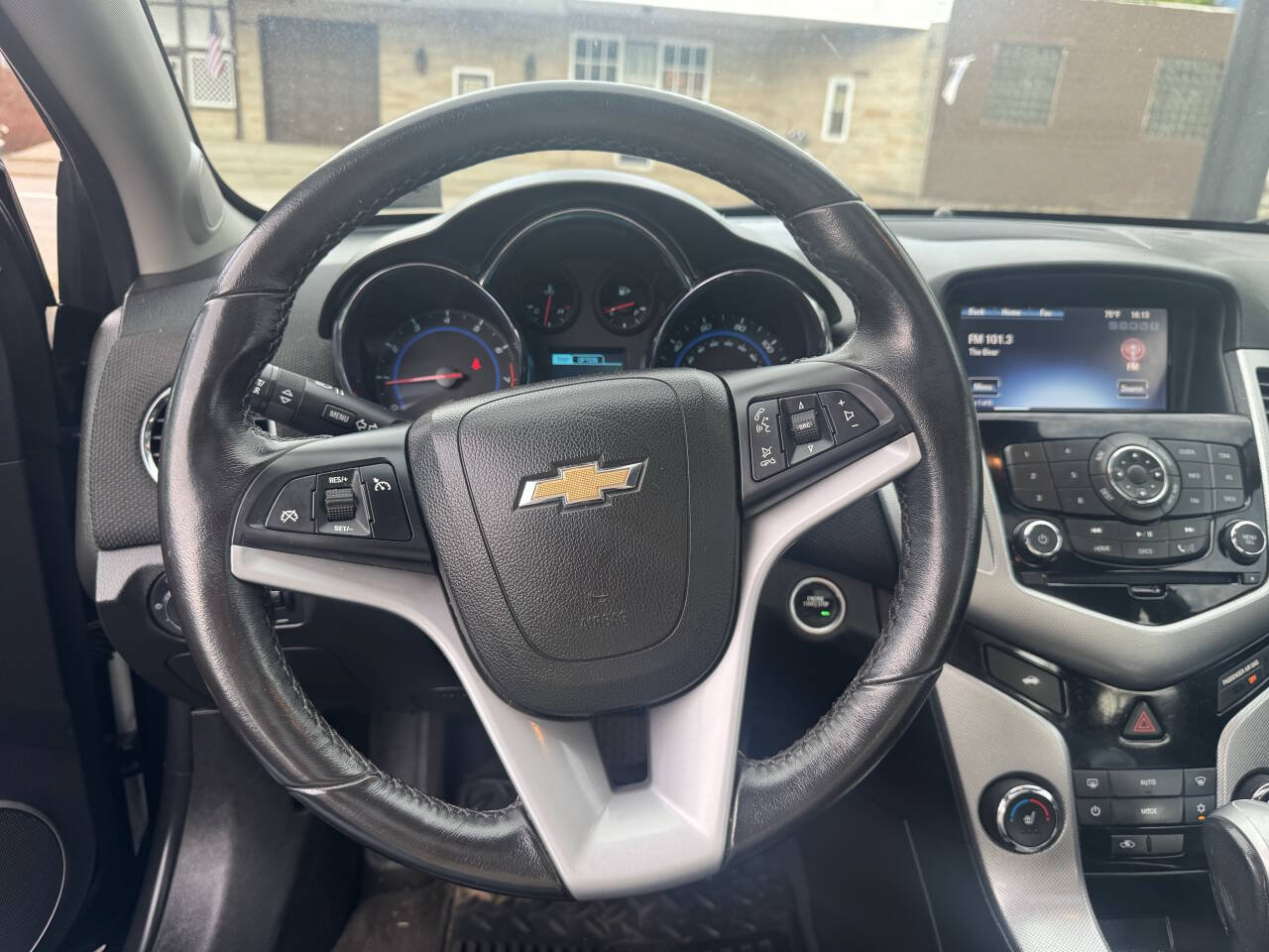Used 2016 Chevrolet Cruze LTZ w/ Sun, Sound and Sport Package FWD image 14