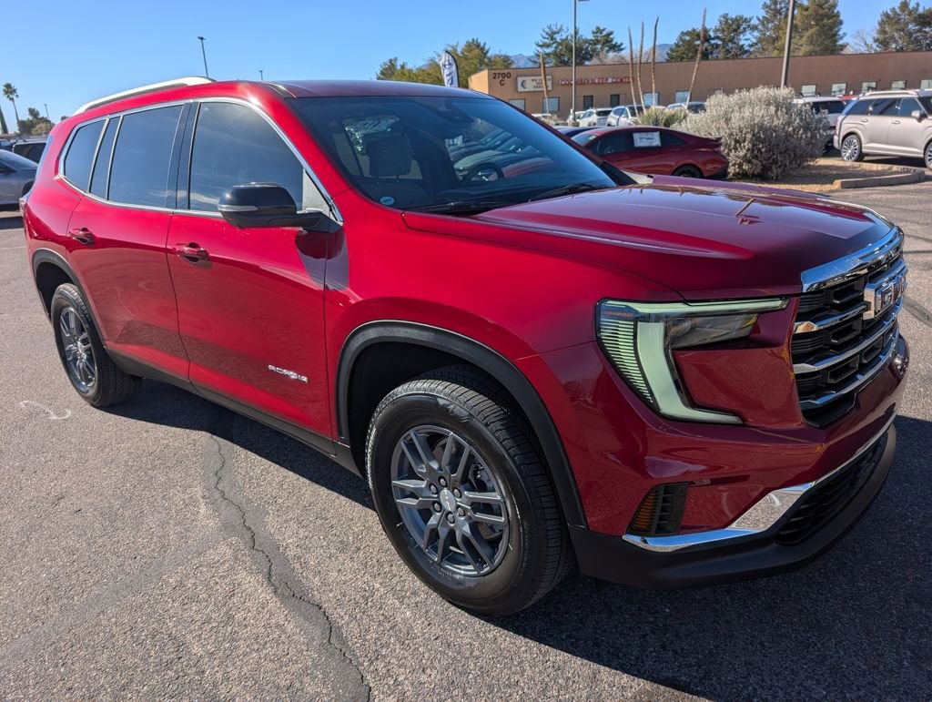 Used 2025 GMC Acadia Elevation image 7