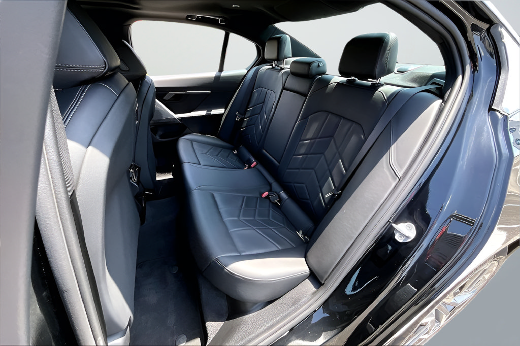 Used 2026 BMW 530i RWD image 19