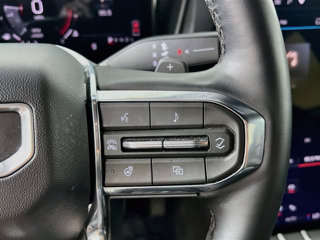 Used 2026 GMC Terrain Elevation w/ Elevation Premium Package FWD image 33