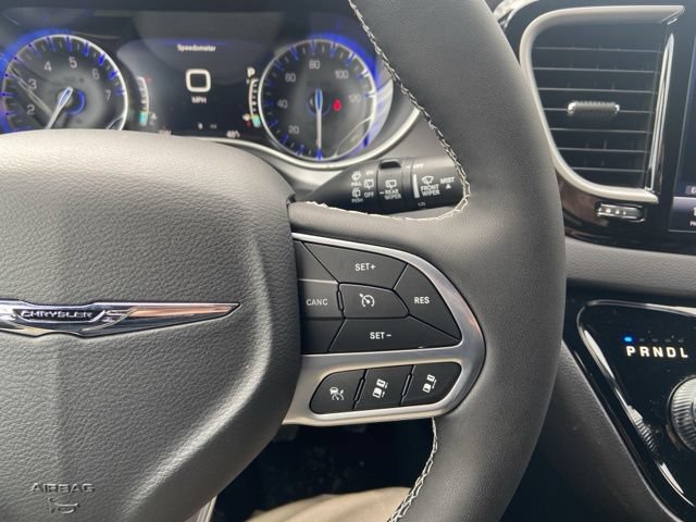 New 2026 Chrysler Voyager LX FWD image 17