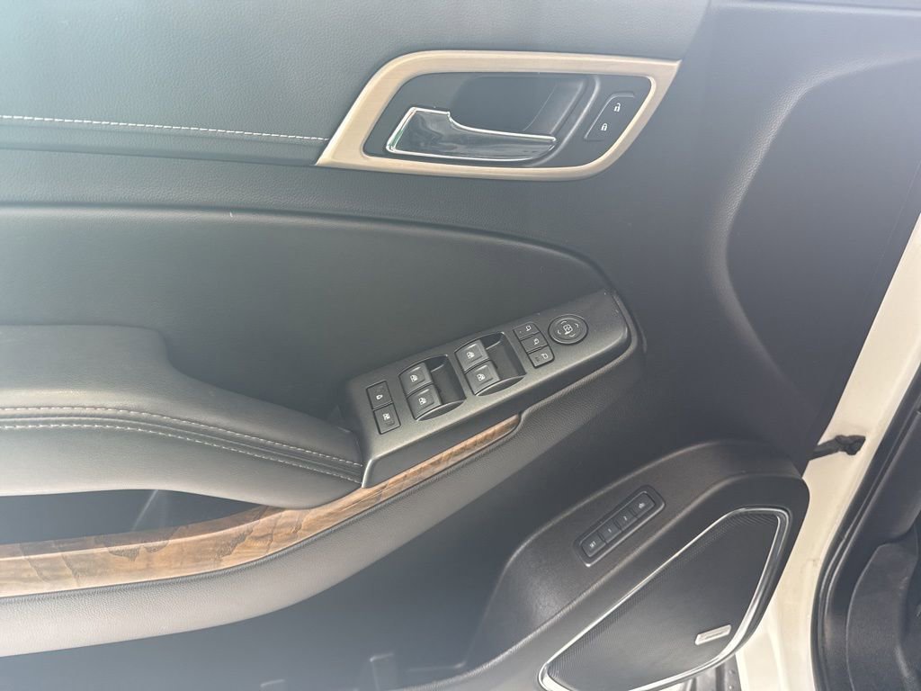 Used 2019 GMC Yukon XL Denali AWD/4WD image 13