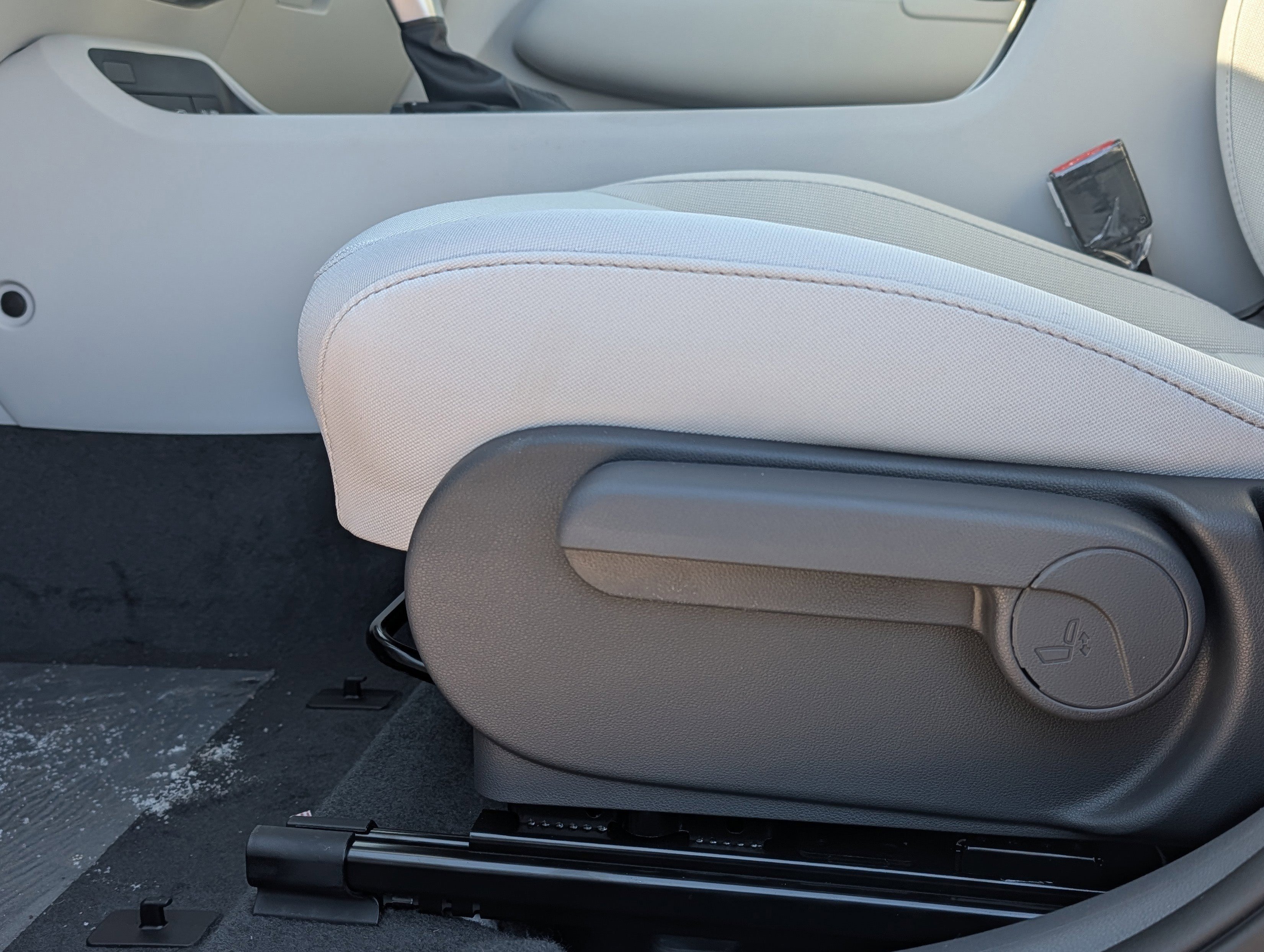 New 2026 Hyundai Kona SE image 15