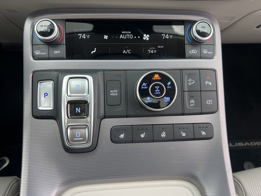 Used 2024 Hyundai Palisade Calligraphy image 37