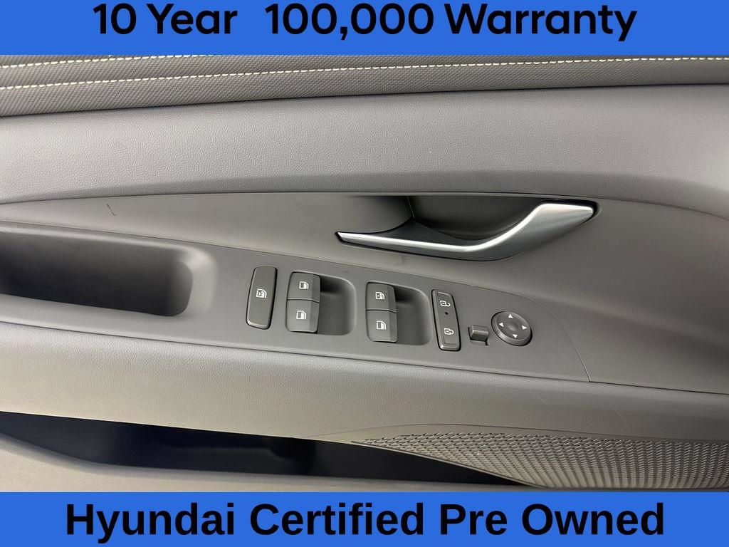 Used 2026 Hyundai Elantra Sport FWD image 17