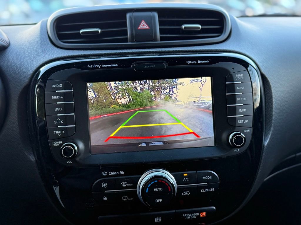 Used 2016 Kia Soul + w/ Tarmac Special Edition FWD image 33