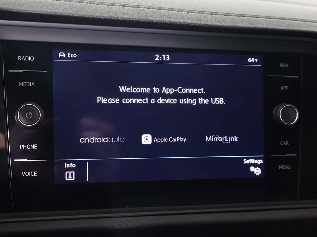 Used 2019 Volkswagen Jetta SEL Premium image 50