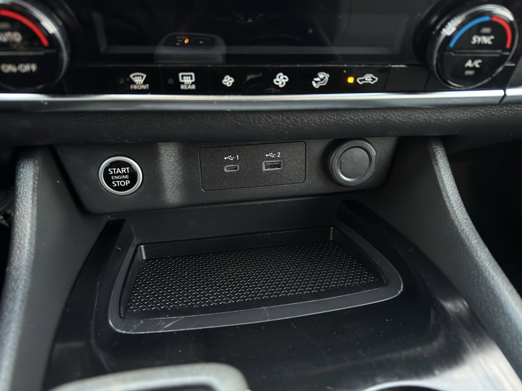 Certified 2023 Nissan Rogue SV image 40