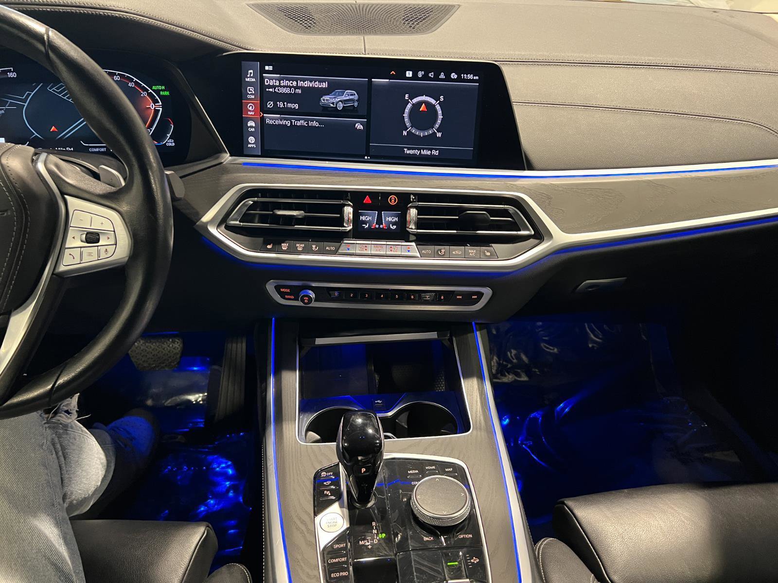 Used 2022 BMW X7 xDrive40i w/ Premium Package image 17