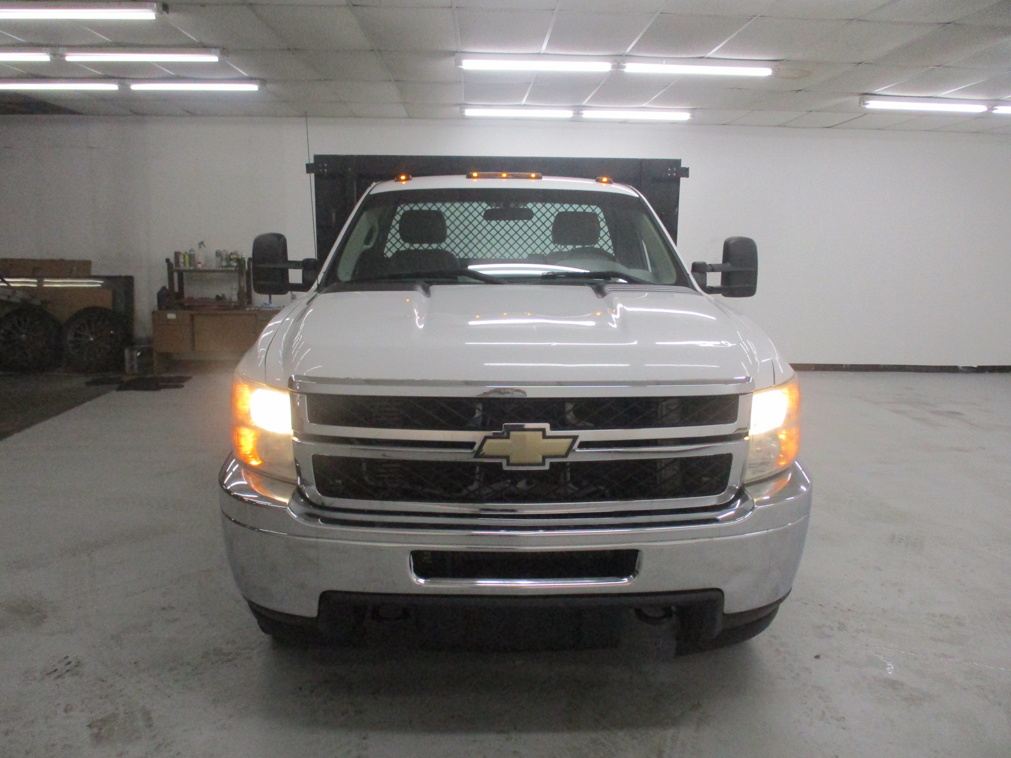 Used 2011 Chevrolet Silverado 3500 W/T w/ Skid Plate Package AWD/4WD image 5