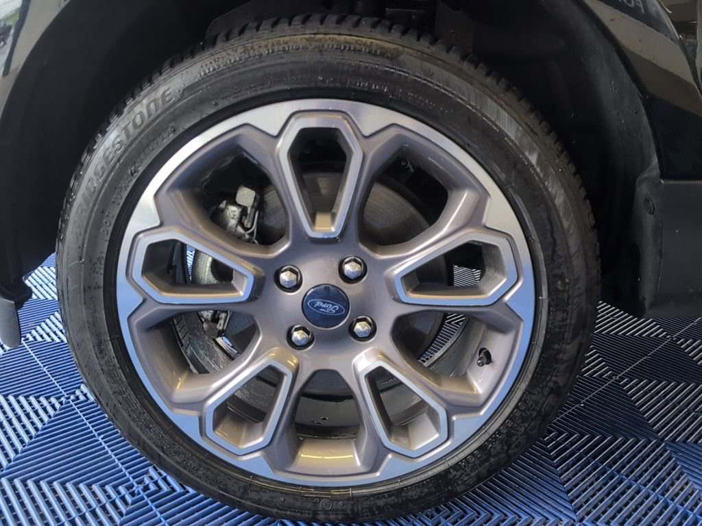 Used 2022 Ford EcoSport Titanium AWD/4WD image 9
