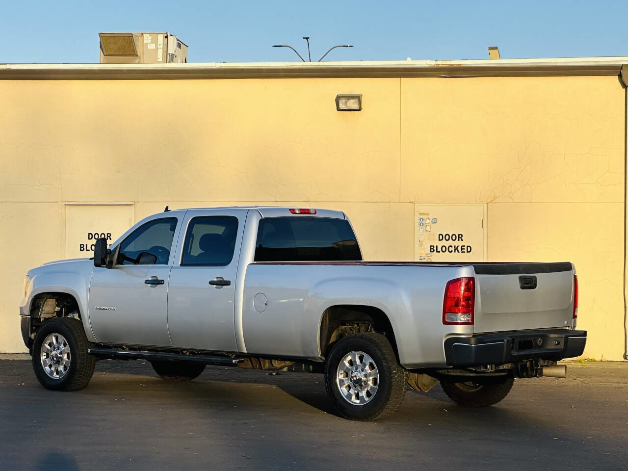 Used 2011 GMC Sierra 3500 SLE w/ Suspension Package, Off-Road image 5