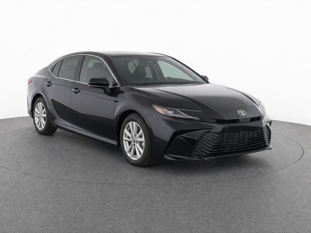 Used 2025 Toyota Camry LE FWD image 2