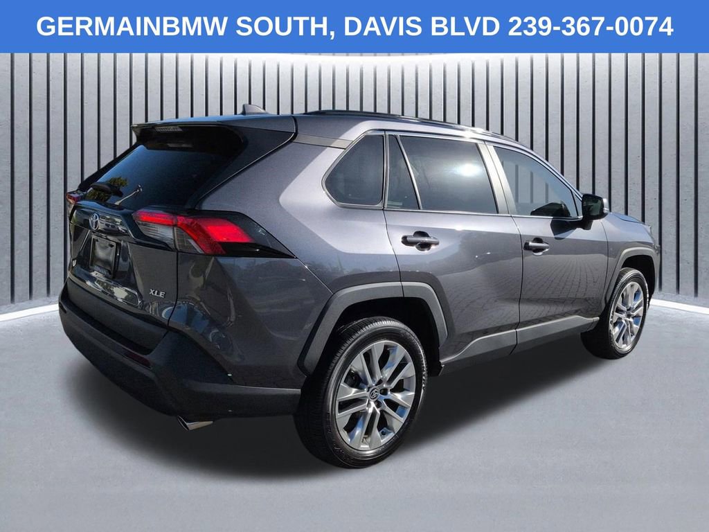 Used 2023 Toyota RAV4 XLE Premium FWD image 5