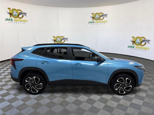 Used 2025 Chevrolet Trax RS w/ Driver Confidence Package FWD image 11