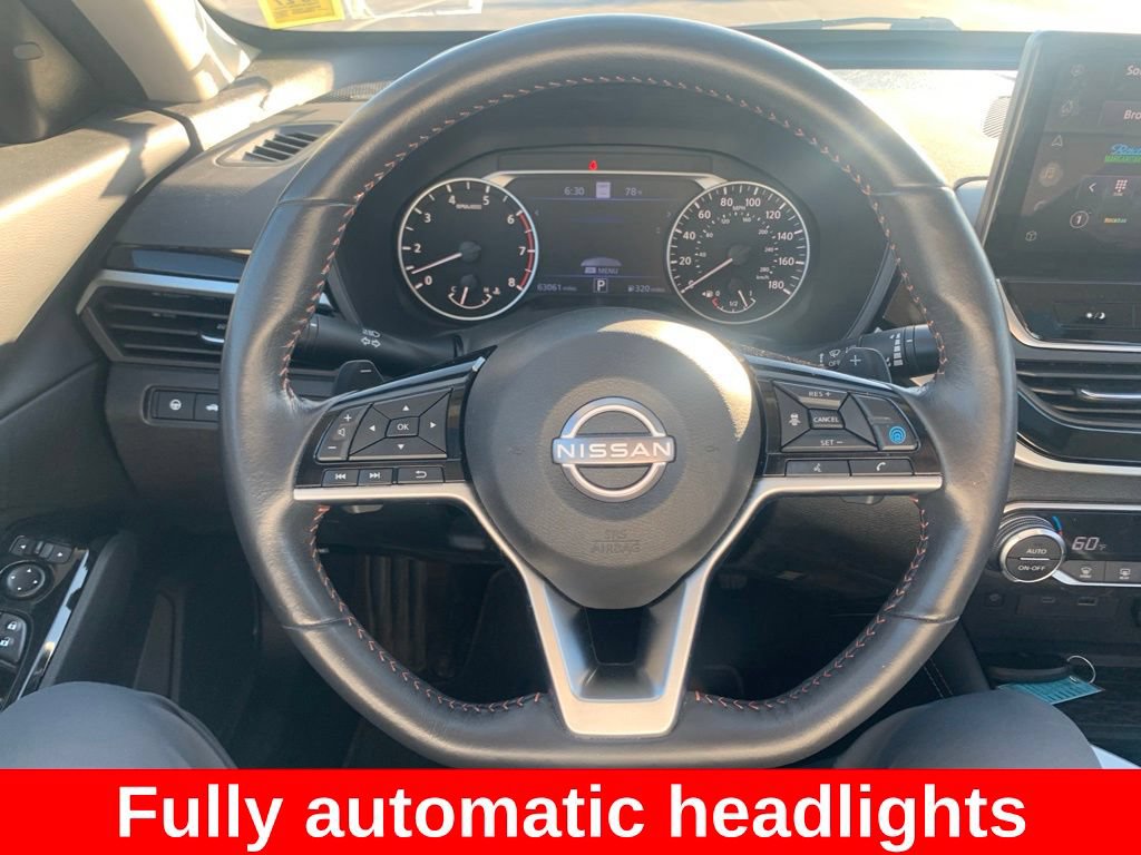 Used 2023 Nissan Altima 2.0 SR FWD image 12