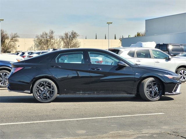 New 2025 Hyundai Elantra N Line image 3