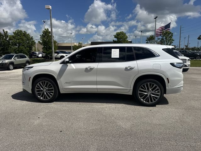 Used 2025 Buick Enclave Avenir w/ Super Cruise Package FWD image 10
