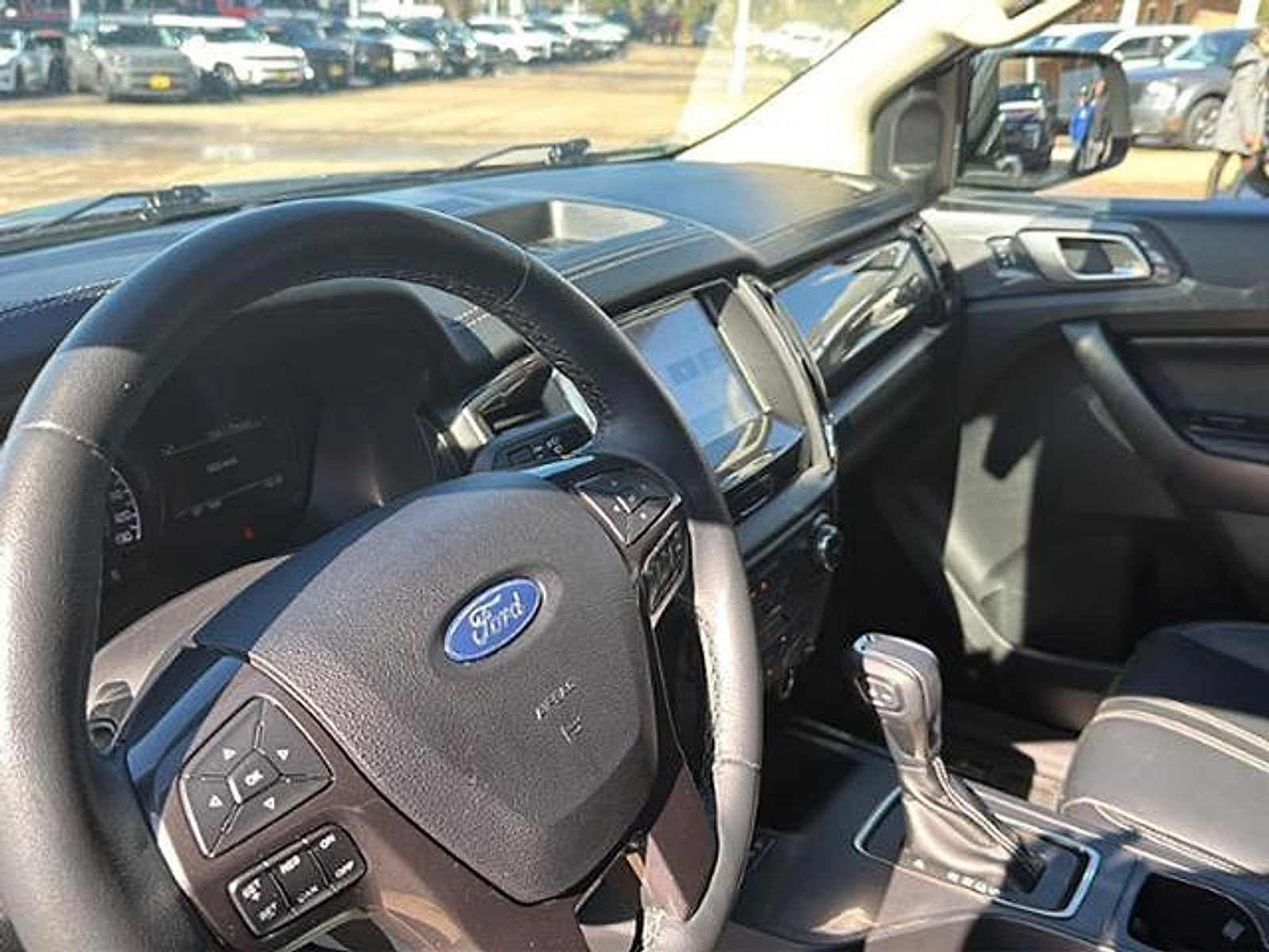 Used 2020 Ford Ranger Lariat w/ Trailer Tow Package image 16