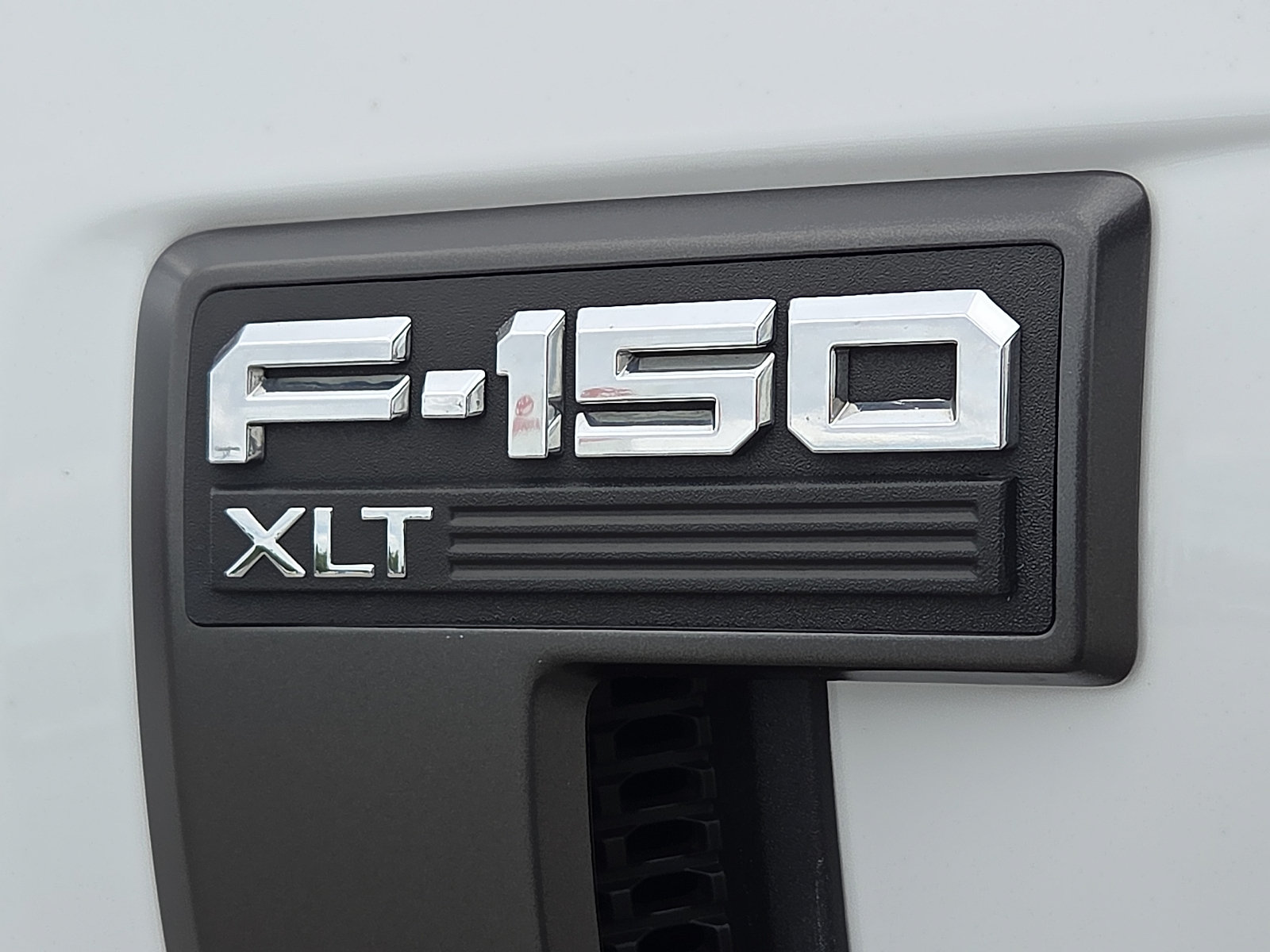 Used 2023 Ford F150 XLT w/ Equipment Group 302A High AWD/4WD image 8
