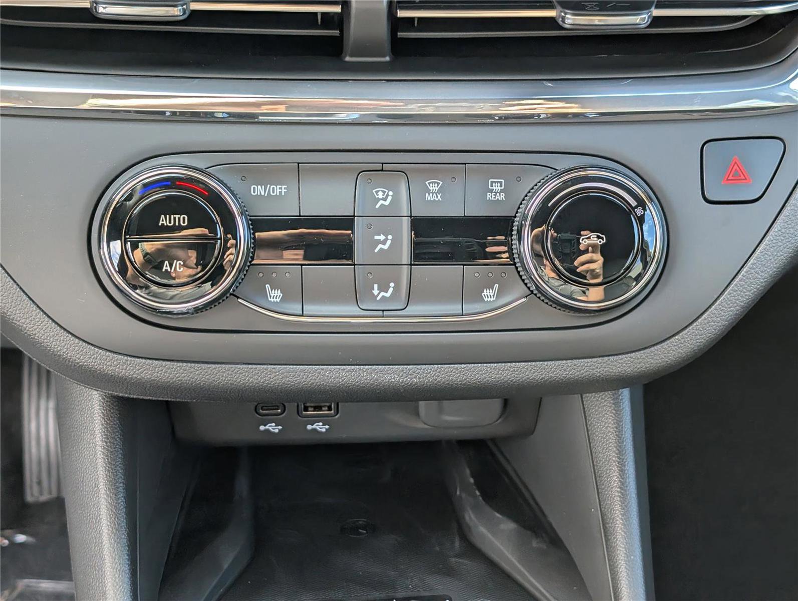 New 2026 Buick Envista Preferred w/ Convenience I Package image 24