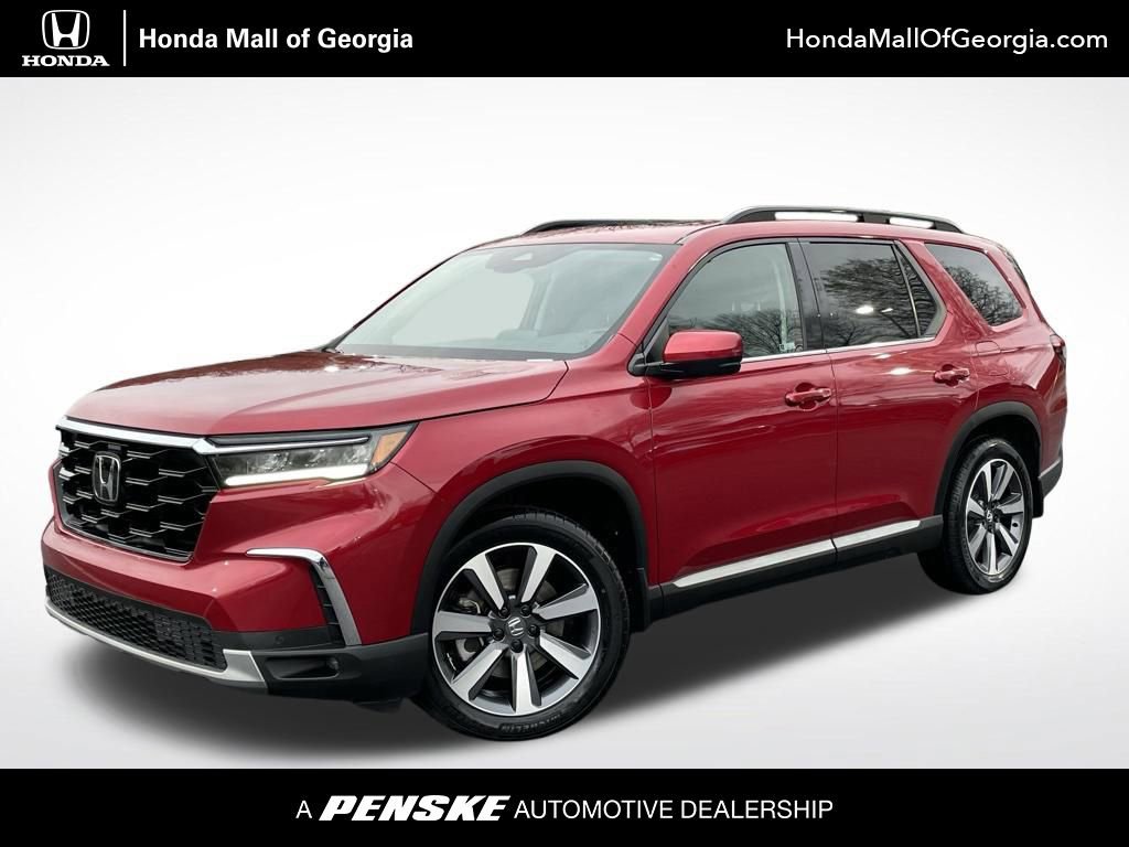 Certified 2025 Honda Pilot Touring image 1