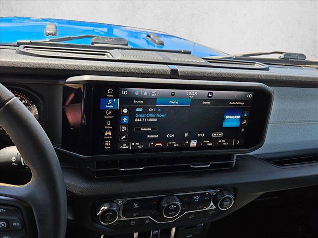 Used 2024 Jeep Gladiator Sport image 11