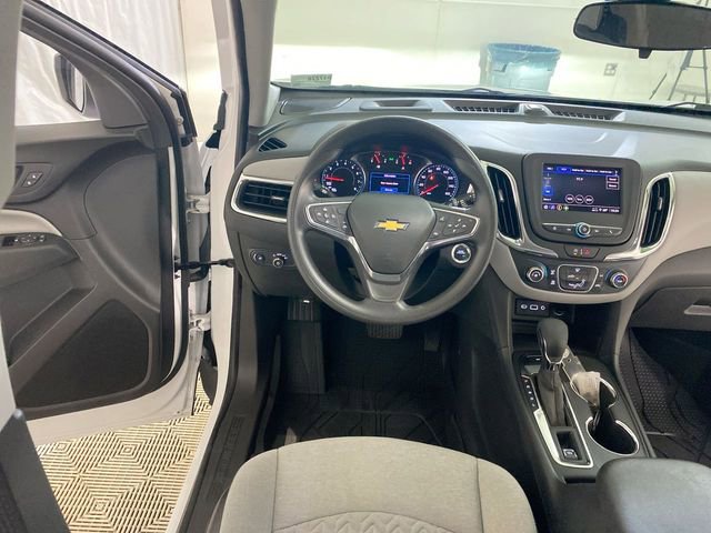 Used 2024 Chevrolet Equinox LS w/ LS Convenience Package AWD/4WD image 33