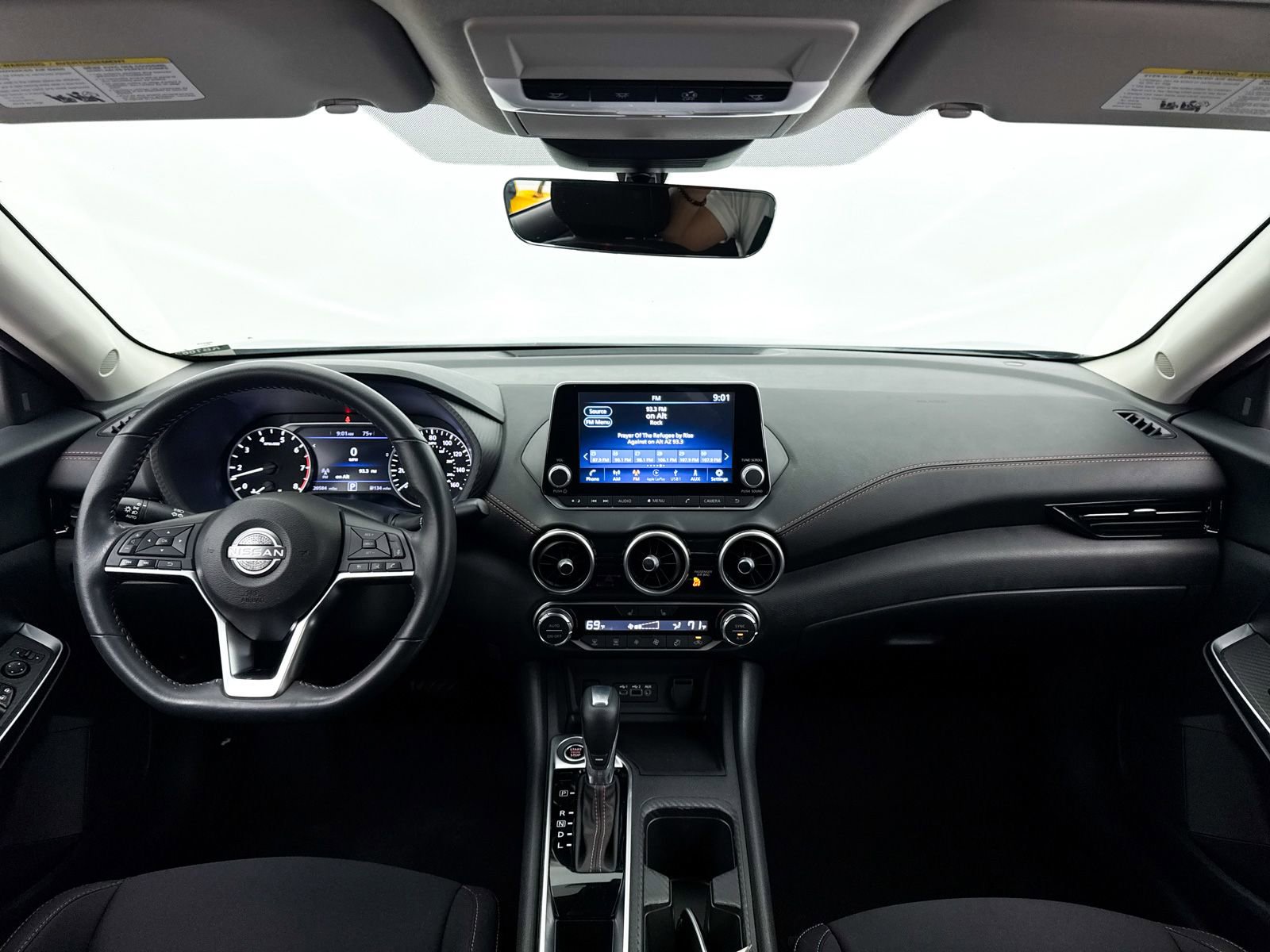 Used 2024 Nissan Sentra SR w/ Trunk Package image 18