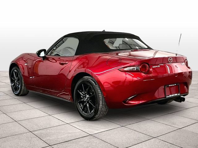 Used 2019 MAZDA MX-5 Miata Sport w/ I-ACTIVSENSE Sport Package RWD image 10