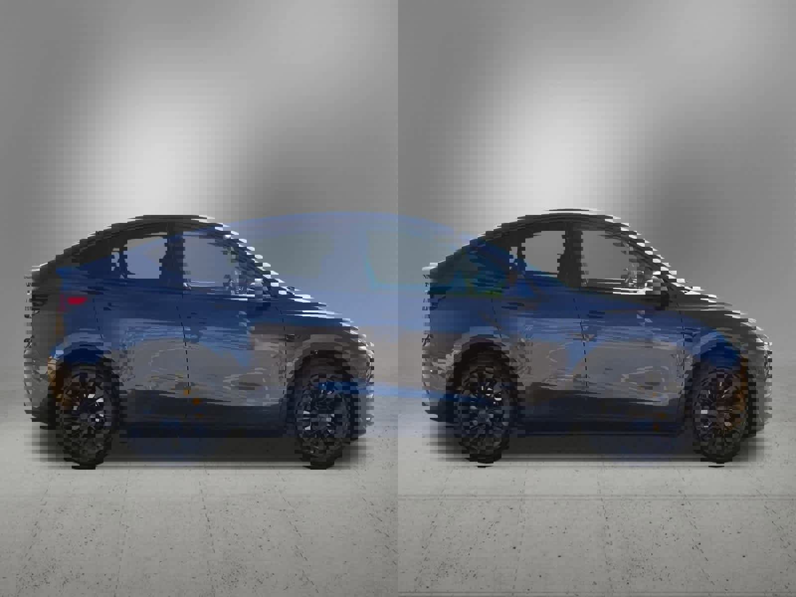 Used 2023 Tesla Model Y Long Range image 7