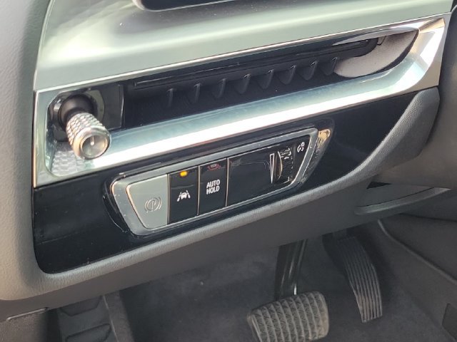 Certified 2024 Cadillac Lyriq Sport RWD image 11