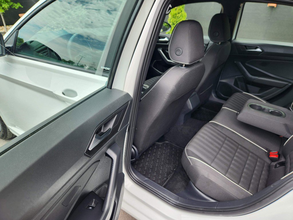 Certified 2024 Volkswagen Jetta Sport image 22