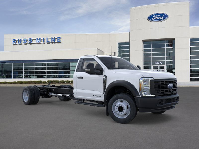 New 2025 Ford F550 2WD Regular Cab Super Duty image 7