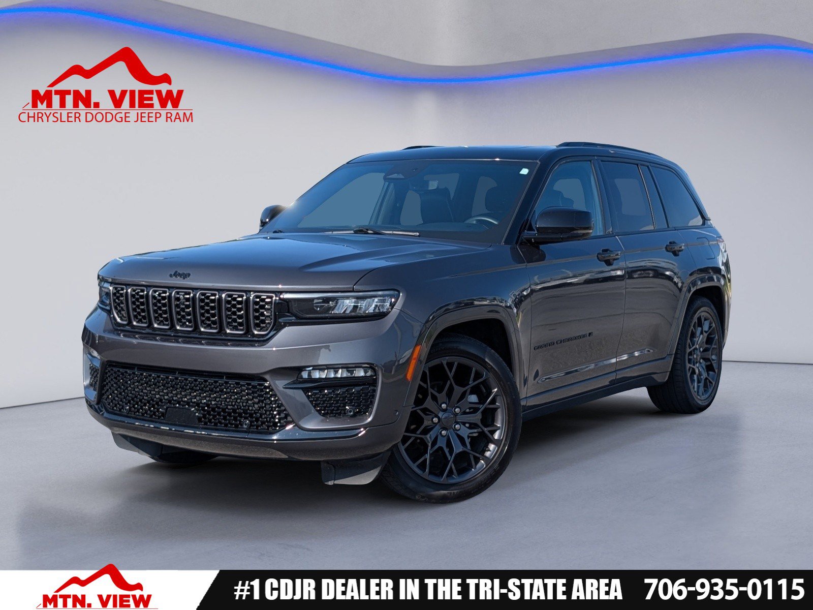 Used 2025 Jeep Grand Cherokee Summit w/ Obsidian Package