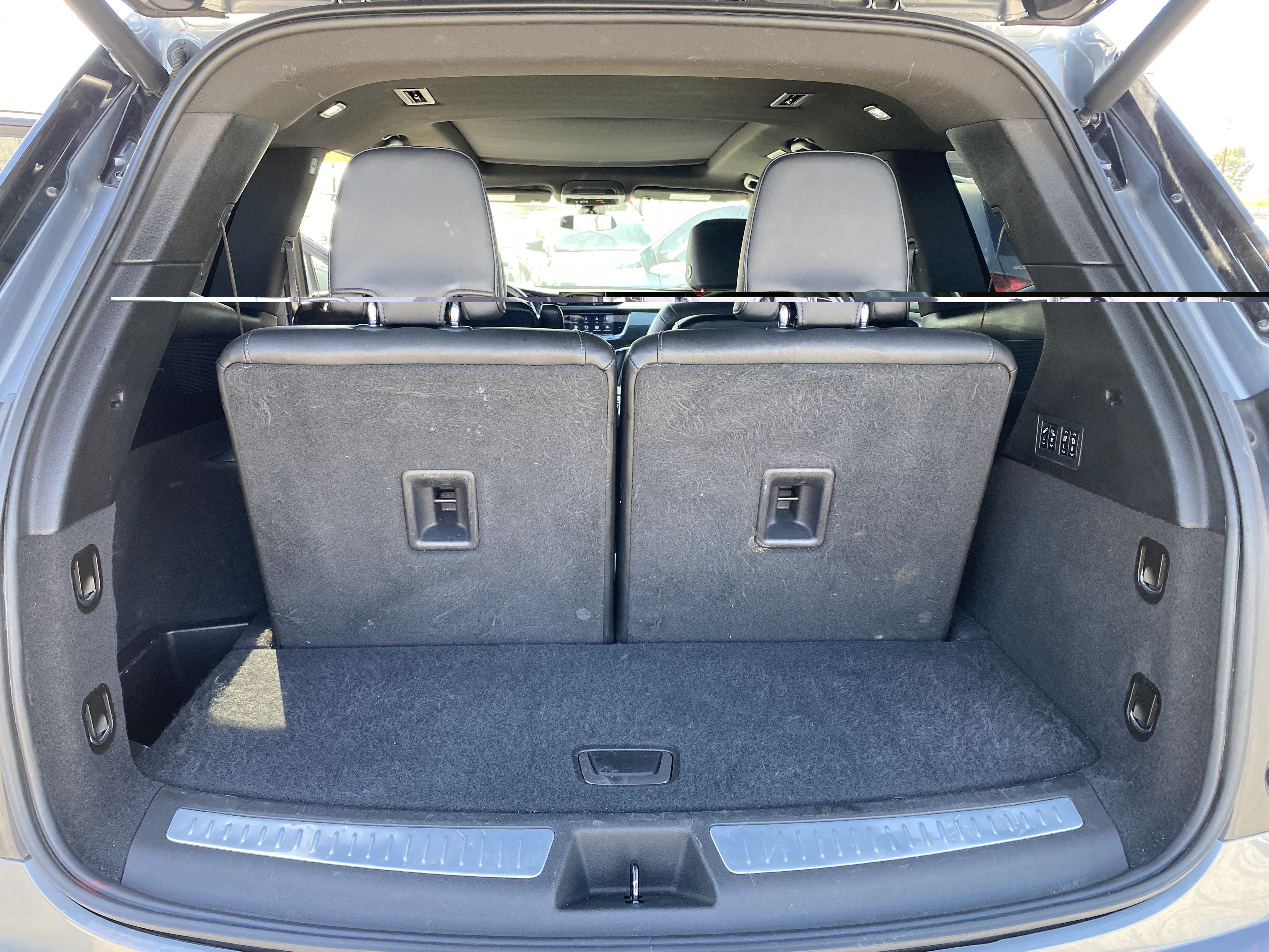 Used 2021 Cadillac XT6 Premium Luxury AWD/4WD image 19