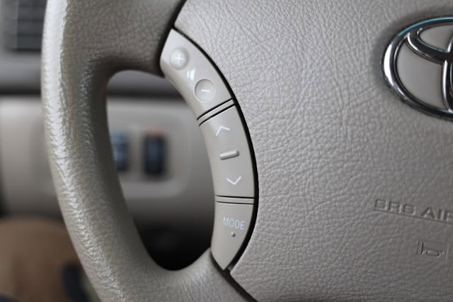 Used 2009 Toyota Sienna LE image 27