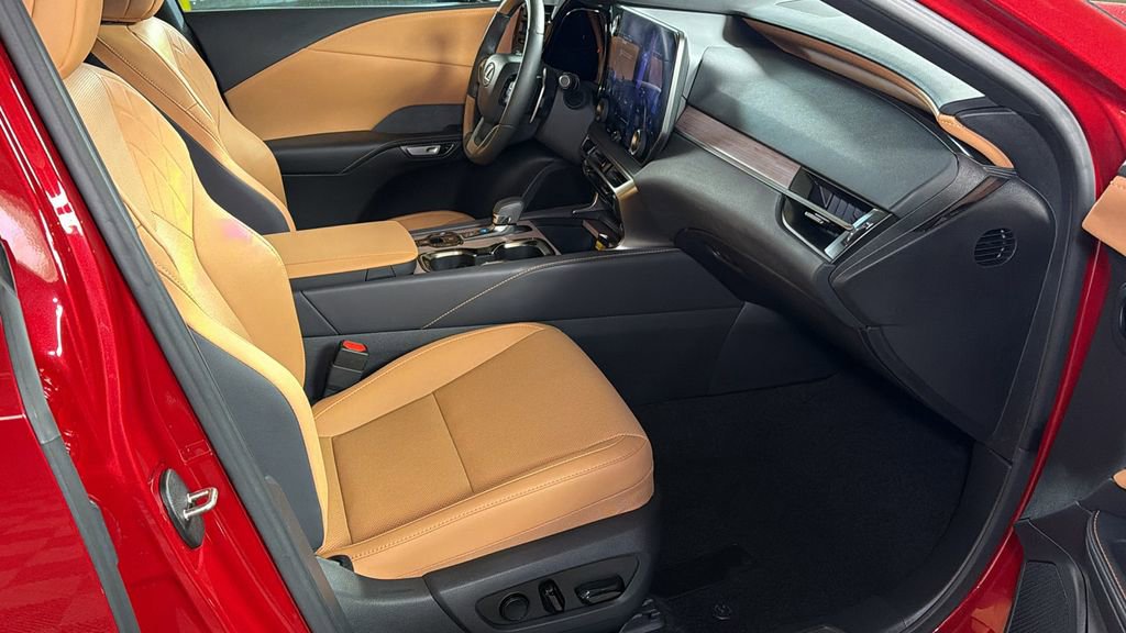 Certified 2024 Lexus RX 350 Premium w/ Accessory Package (Z1) image 10