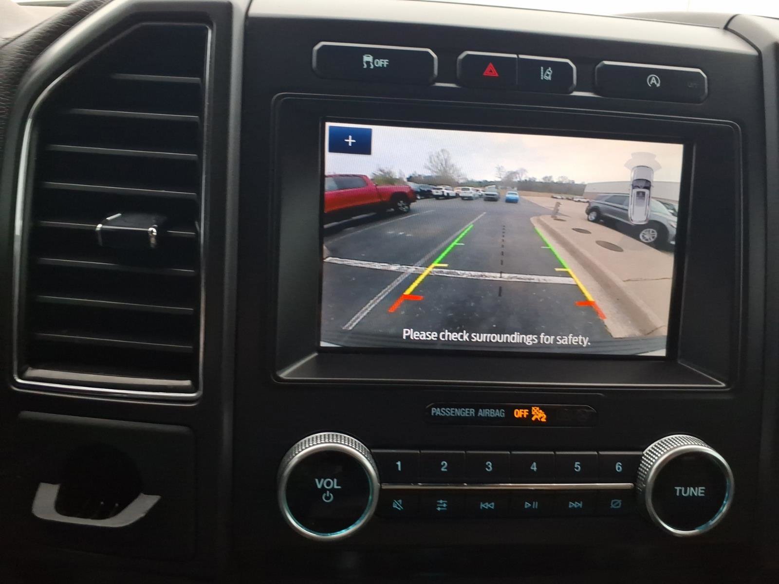 Used 2020 Ford Expedition Limited image 21