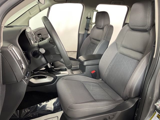 Used 2025 Nissan Frontier SV w/ SV Convenience Package image 19