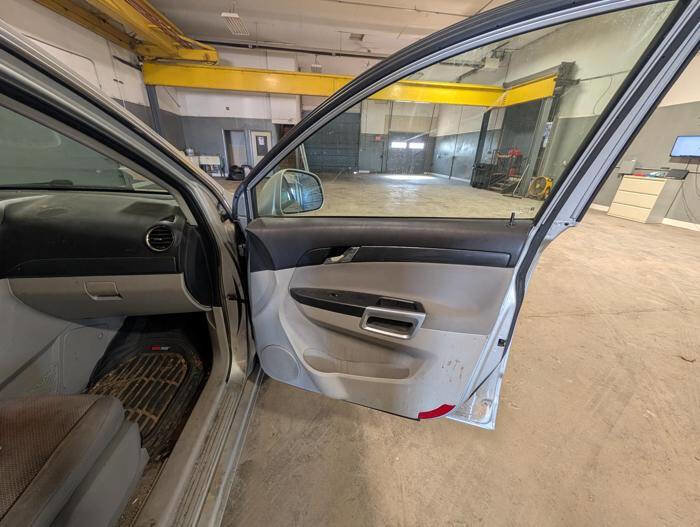 Used 2009 Saturn Vue XR FWD image 30