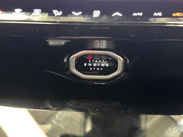 New 2026 Jeep Grand Cherokee Limited w/ Luxury Tech Group II image 23