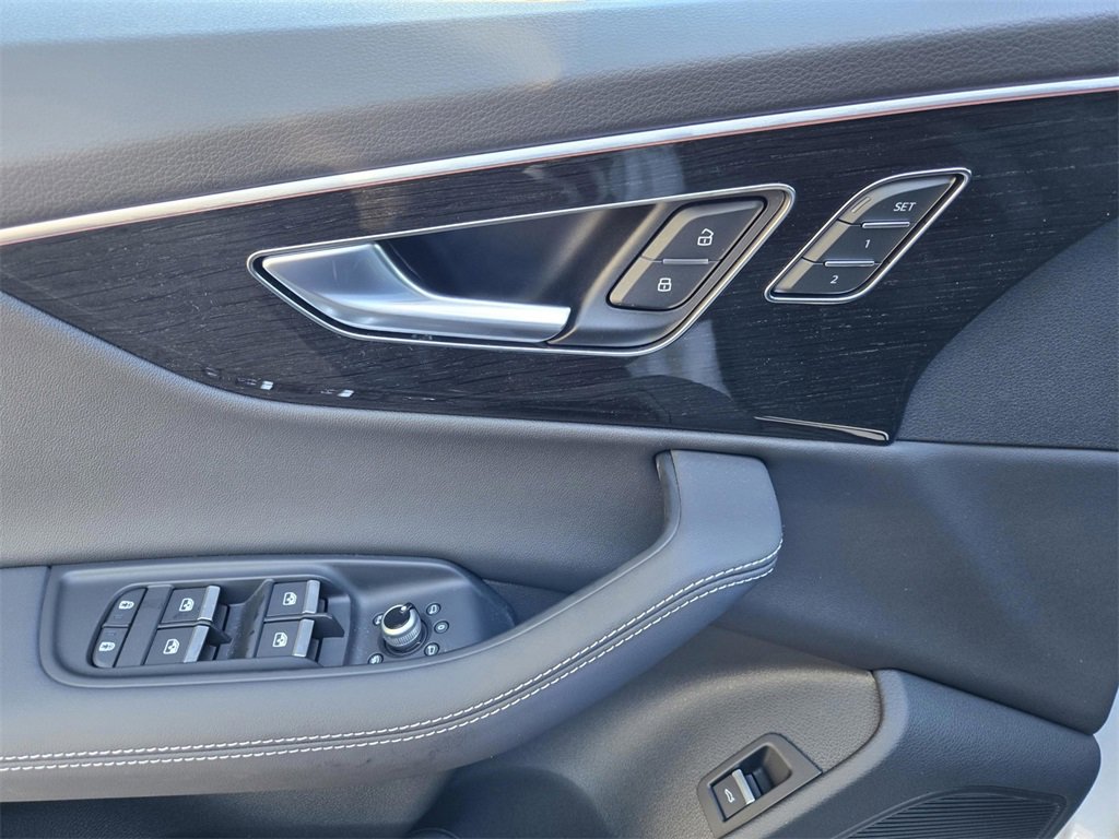 New 2025 Audi Q7 2.0T Premium Plus image 18