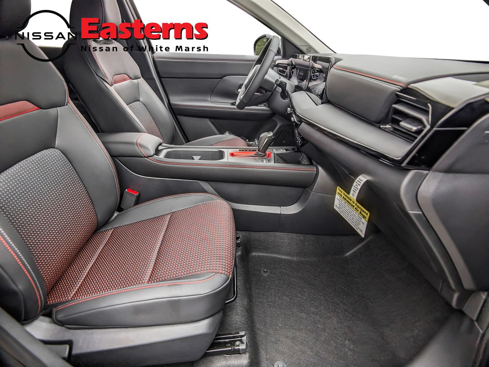 New 2026 Nissan Kicks SR w/ Cold Weather Package AWD/4WD image 23