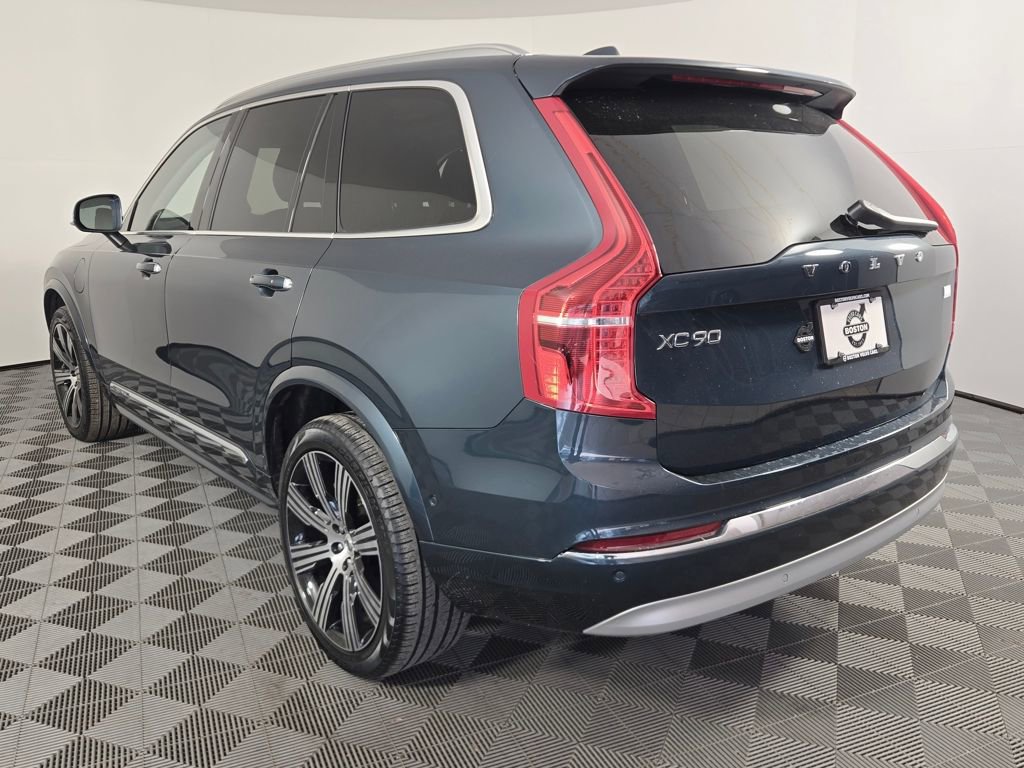 Used 2022 Volvo XC90 T8 Inscription image 6